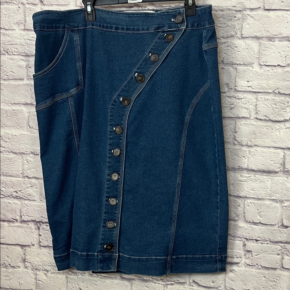 0918. DV Jeans Elegant Blue Button-Front Denim Skirt